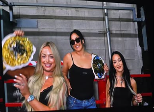 thejudgmentdayy's tweet photo. 3 new pictures with our Judgment Day members Liv Morgan @YaOnlyLivvOnce  Raquel Rodriguez @RaquelWWE  and Roxanne Perez @roxanne_wwe 
#thejudgmentdaygirls  #wwecalgary  
📸itsmeyvonnie_23 ( IG story) https://t.co/Irt87wGynw