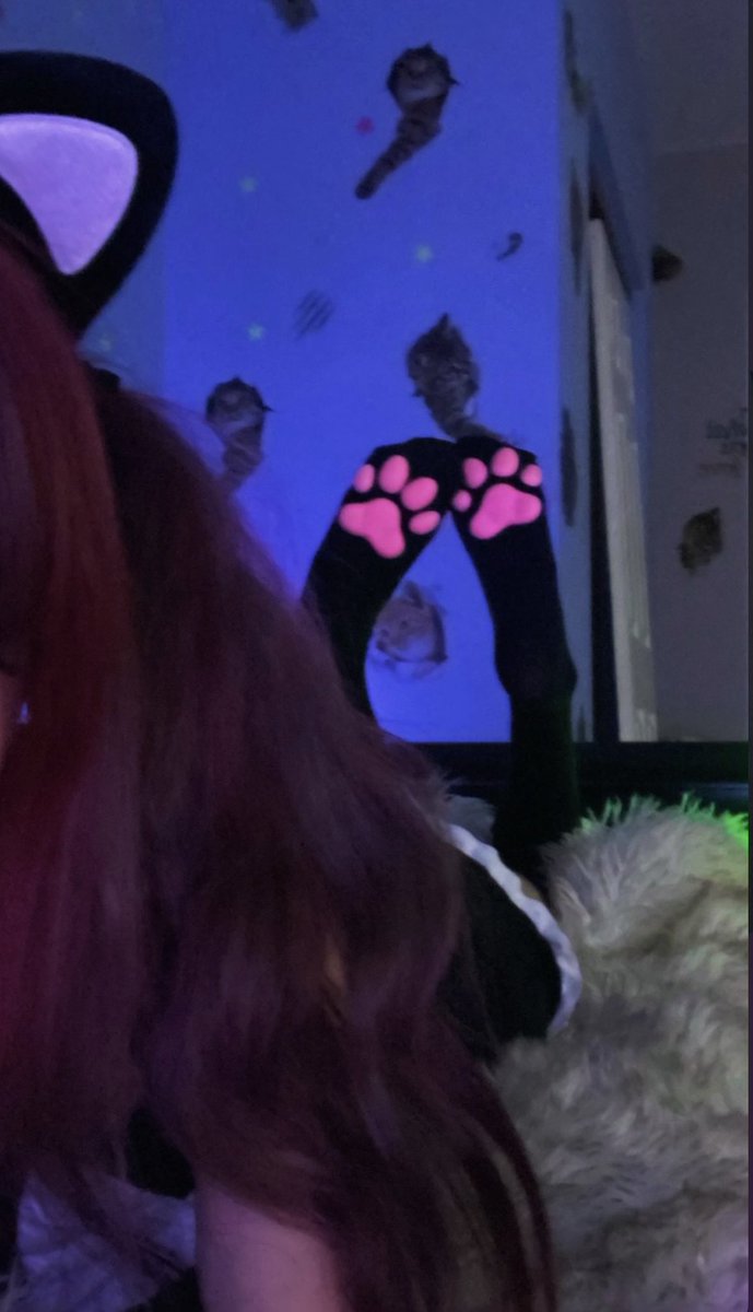 Slut_t_t's tweet photo. ୭ ᵎᵎ  rubbin mi cuni in mi paw sawks>////< 
#ageplay #dadaslittlegirl #ddlg #cutecore #nsfw #kitten https://t.co/m4HFuwFcc6