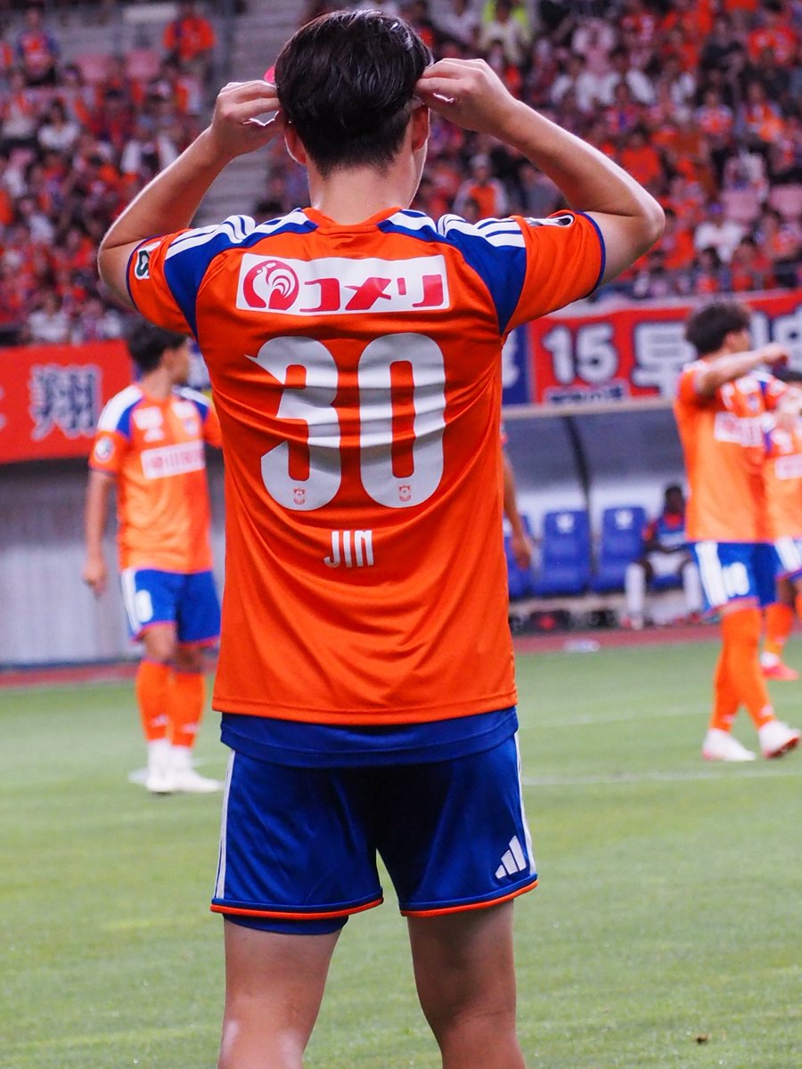 makaron230's tweet photo. おはようございます😊

明後日に向け
仕事頑張ります💪

明後日
朝に新潟市に向け出発しようか考え中です🫡

楽しみだ🥰️
 #albirex https://t.co/qGn075LJbJ