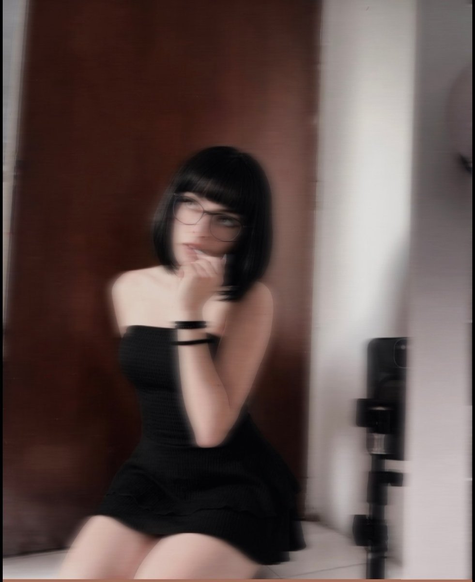 melisolecito's tweet photo. Que bonito me arreglo para quedarme en mi casita viendo tik tiks💖🥺

Mi canal🥺💖
https://t.co/STYg646jr9 https://t.co/KeV68X1fsi