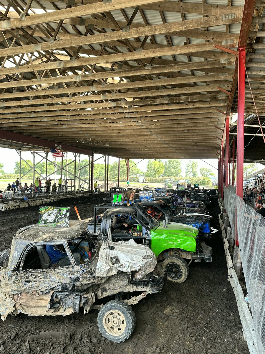 donatonividihk's tweet photo. How’s the community feel about demolition derby?
#CourtVision #IKEONIC https://t.co/BwjoYfsl5e