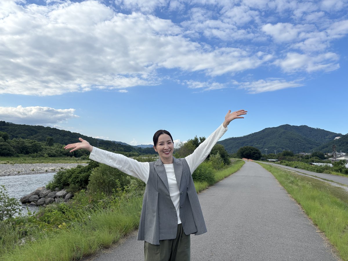 utsukusii_bstbs's tweet photo. 情報解禁！9/2(水)よる9時  
#美しい日本に出会う旅
#真飛聖 さんが大自然もとめ信州へ！
ナレーションは仲良しの #瀬戸康史 さん！

明るく元気いっぱいの真飛さんの旅！
言葉ではなく動きで表現しがちな
愛らしい真飛さんをぜひご覧ください！

#井上芳雄 #松下洸平 https://t.co/oJsJpk7Swb