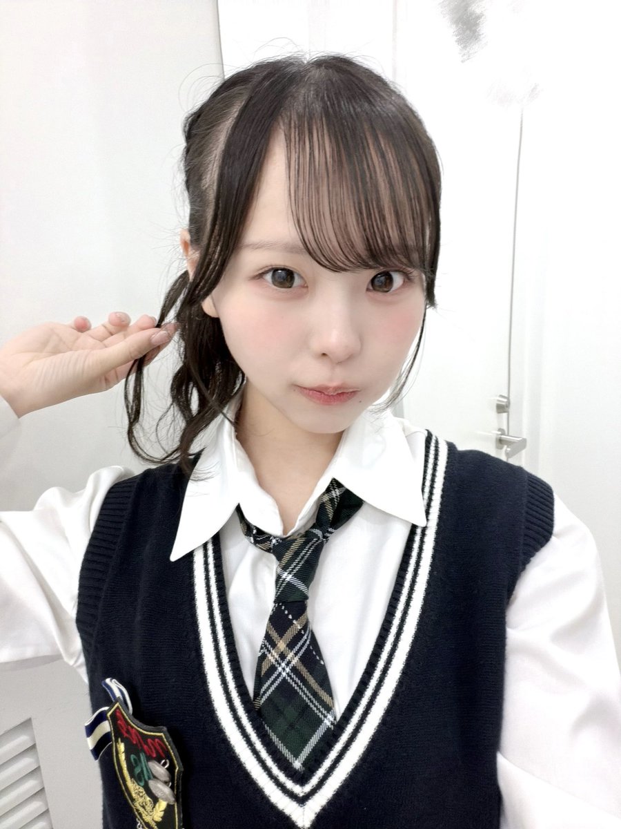 beatle318's tweet photo. 美空ちゃん22歳の誕生日おめでとう🎉

ミステリー動画の挑戦、夏ライブのメンバーに選ばれたりと嬉しい事が沢山あった1年でしたね✨

22歳は更に躍進される事を祈って写真と共にお祝いとさせてください☺️

#田中美空生誕祭2026
#にゃんにゃん歳も素敵な音色奏でてね https://t.co/N11thWrCJG