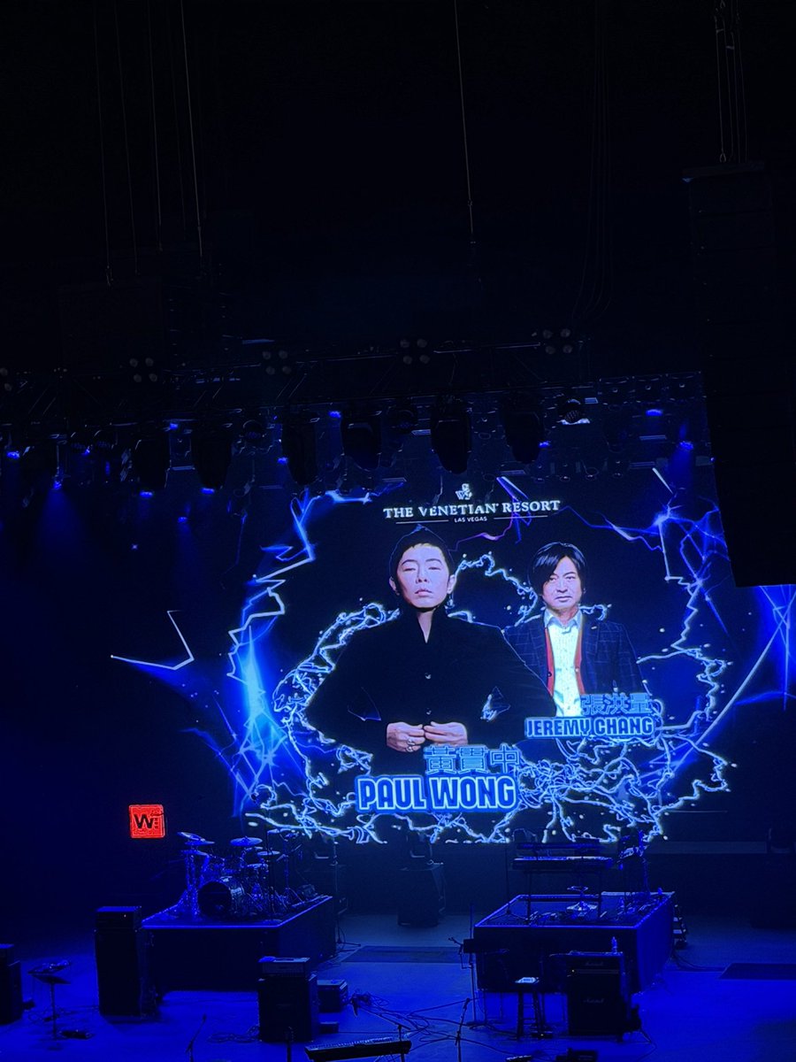 song1938's tweet photo. 黄贯中两小时的演出 张洪量唱了一半 https://t.co/1DRiCcAtZZ