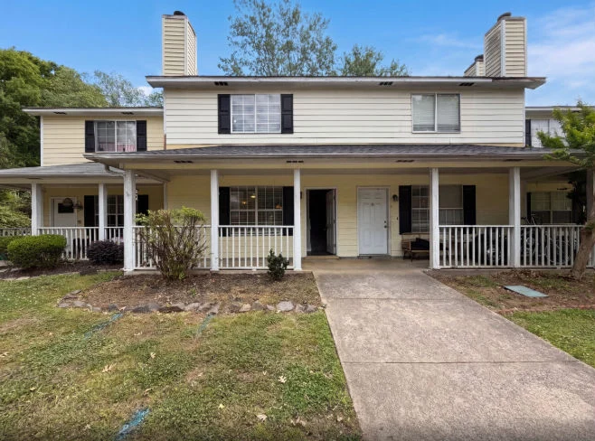 vegasreo's tweet photo. Corporate Seller Auction  
1436 Flintwood Dr 
Rock Hill, SC 29732 
https://t.co/A4wXZDZQlg 

#bidnow #hubzu #sellersignatureauction https://t.co/WvX4sOKwG5