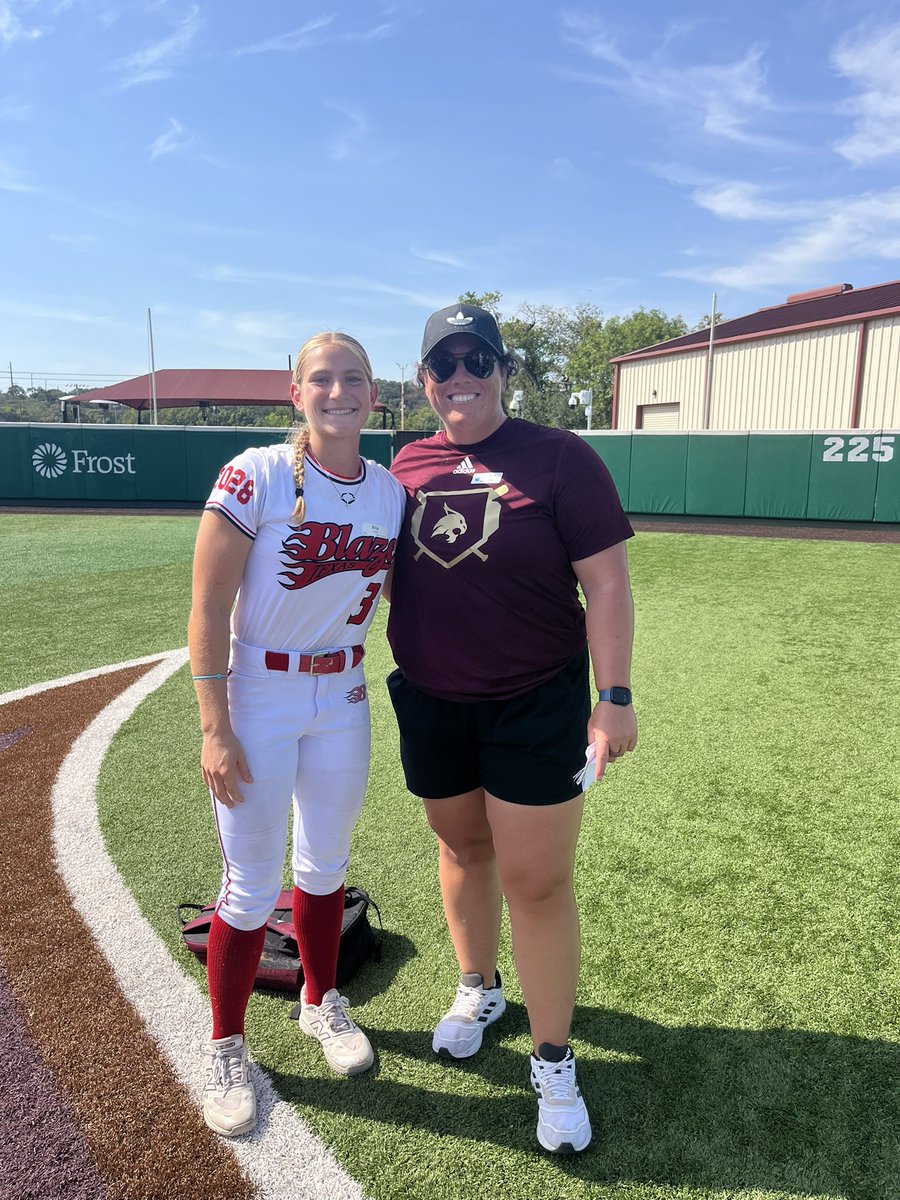 Ella_Patek's tweet photo. Thank you @TXStateSoftball for putting on a great camp! I had a fun time and got a lot of good reps in! 

@coachbrun @agoler35 @Rw15Woodard https://t.co/fy9t8NHyRl