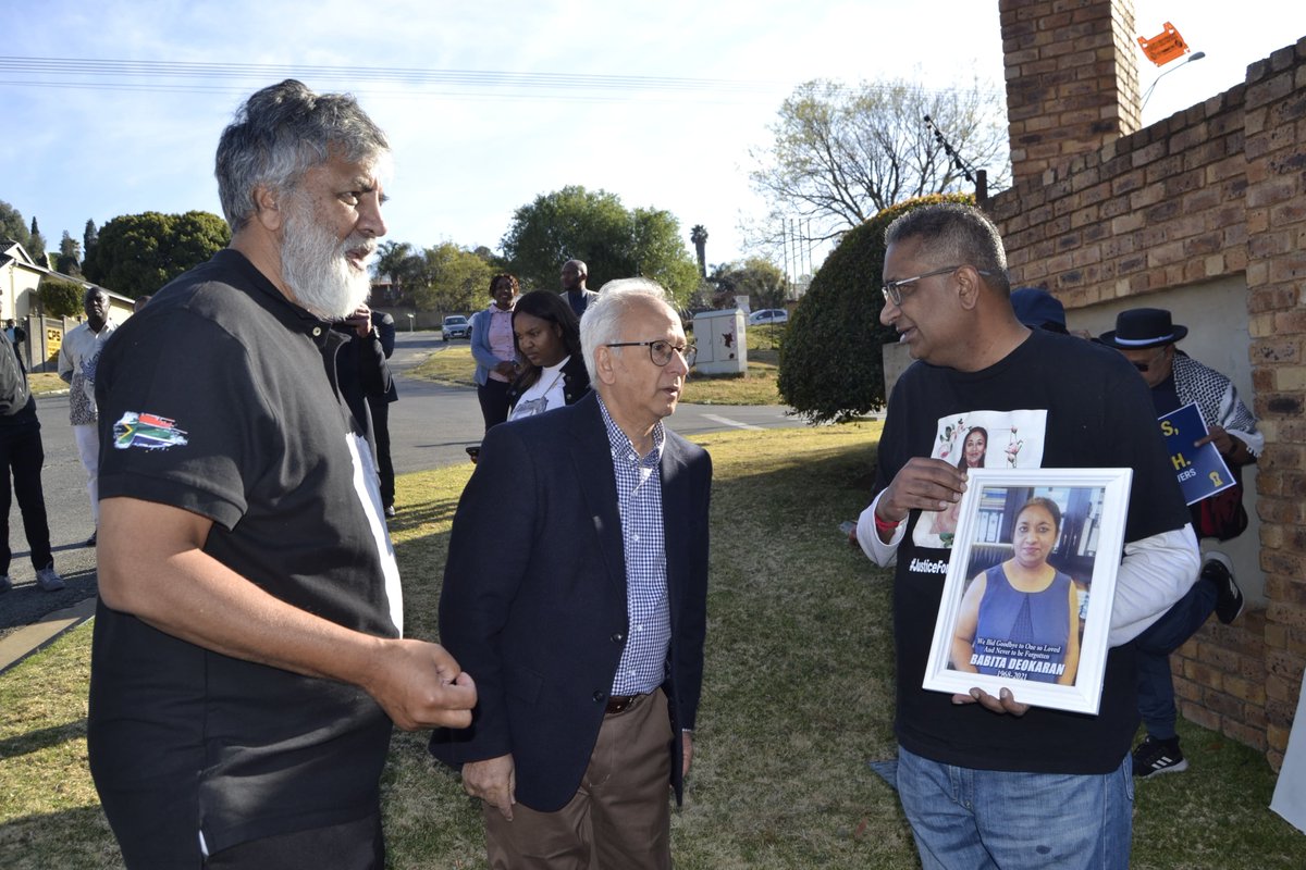 KathradaFound's tweet photo. Five years after Babita Deokaran’s assassination, justice has not yet ben served.

Yesterday, The Ahmed Kathrada Foundation joined the Deokaran family, government representatives, civil society & activists to honour Babita’s courage and demand accountability.

The Acting Minister of Police, @Prof_Cachalia , and Deputy Minister of @DeptWater & Sanitation, @JackBloomDA , were in attendance, alongside speakers from @ForDemocracySa , @OUTASA , @CourageHubSA  & @move_active .

Rakesh Deokaran, Babita's brother, delivered a powerful message: authorities must apprehend the paymaster behind Babita’s assassination.

The hitmen were convicted. The masterminds remain free.

Read our full statement here: https://t.co/I3hNy02r4Y

#RememberingBabitaDeokaran #KathyLegacy #JusticeForBabita