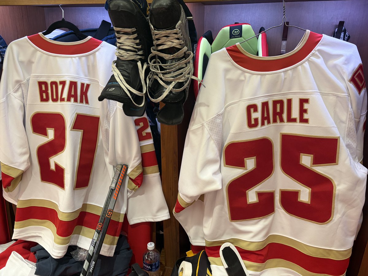 DU_Hockey's tweet photo. Some of the Pioneer legends suiting up today! #GoPios #ProPios https://t.co/FSOKrcNwqw