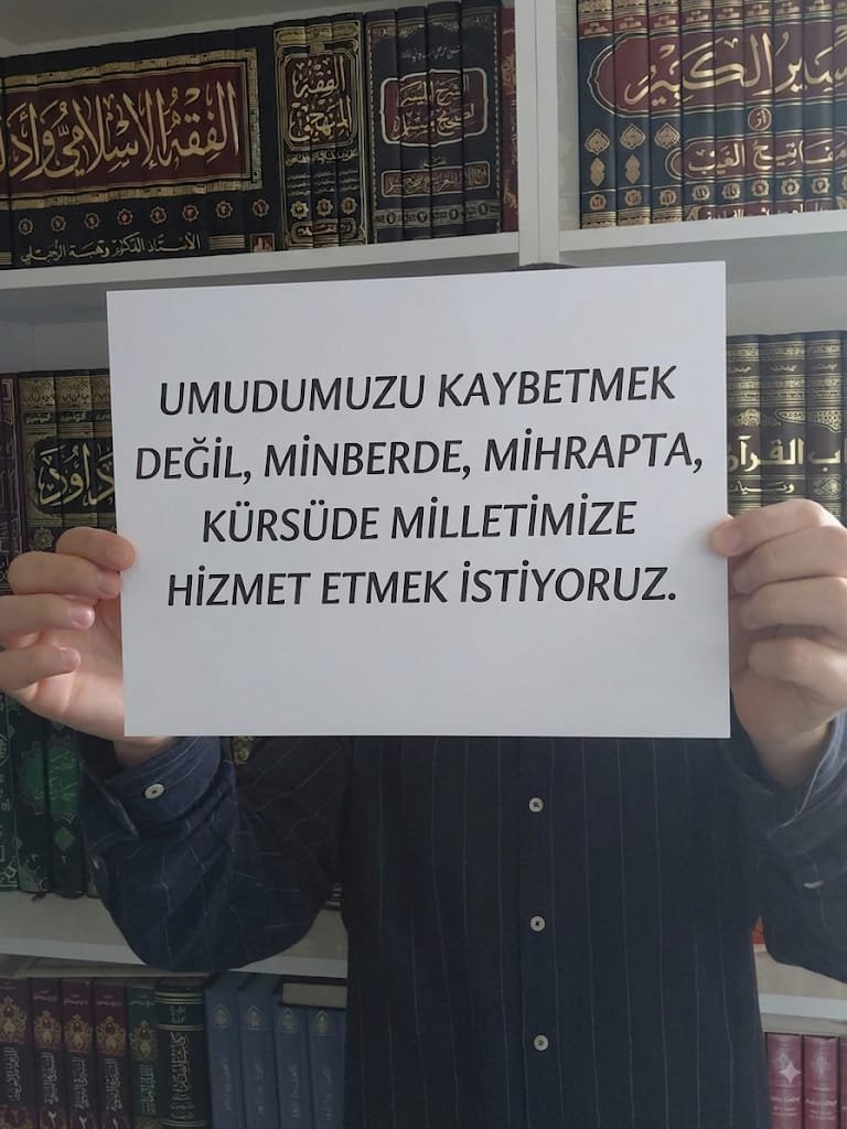 ulgu_derya's tweet photo. @sendikalhabertr Gözler diyanette #SıraDiyanetYedeklerinde https://t.co/S02AnJFNmb