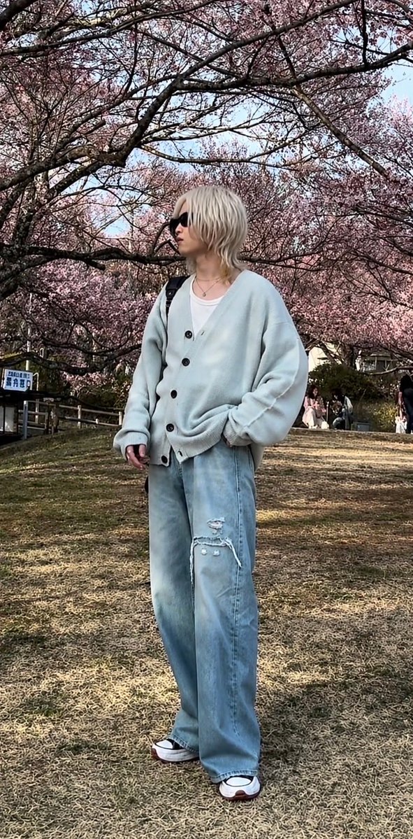 u1xkim's tweet photo. エロ好きな人♥️かフォロー待ってます
友達ください💌

#裏アカ男子 #裏アカ女子と繋がりたい #雰囲気 https://t.co/ARJTJAEvqC