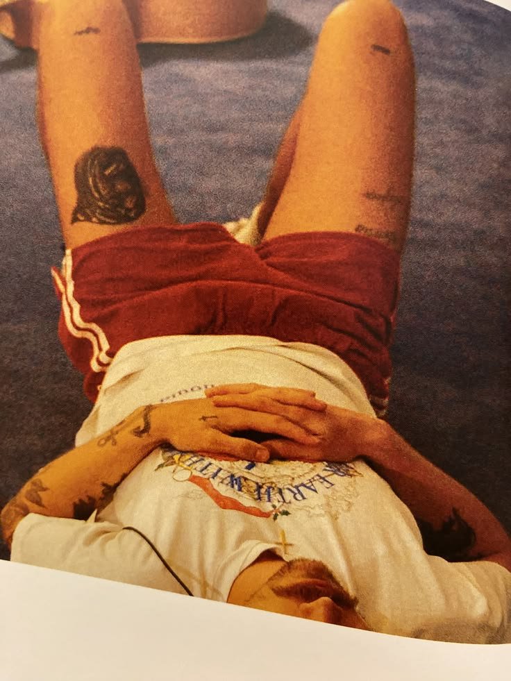 pntbynmbrry's tweet photo. Thighs for days https://t.co/ogjDVOzFTU