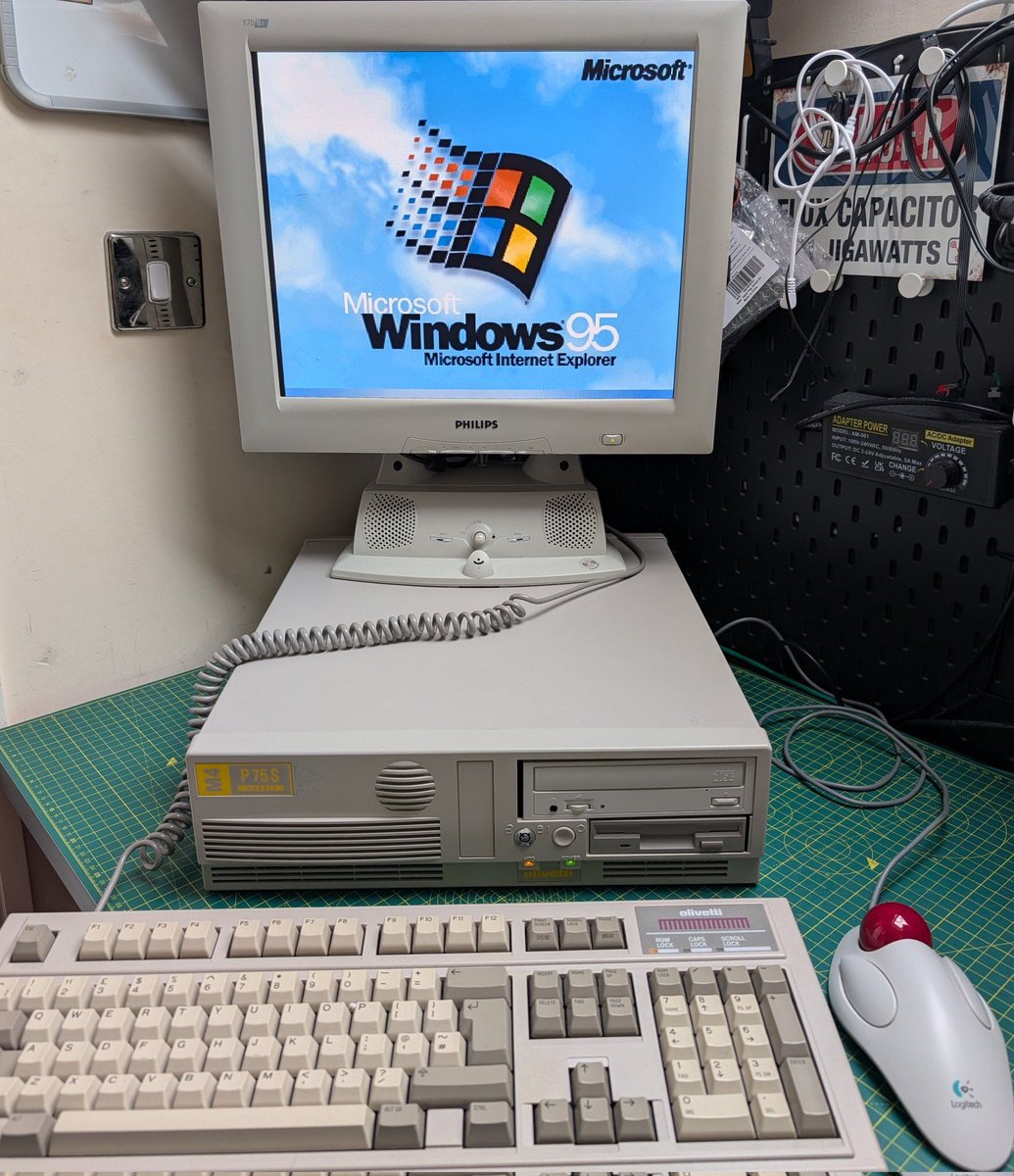 Gammitin's tweet photo. On this day 31 years ago: August 24th 1995, Microsoft Windows 95 was launched and the rest is history! 📀💾 https://t.co/MqXsAWdnQ6