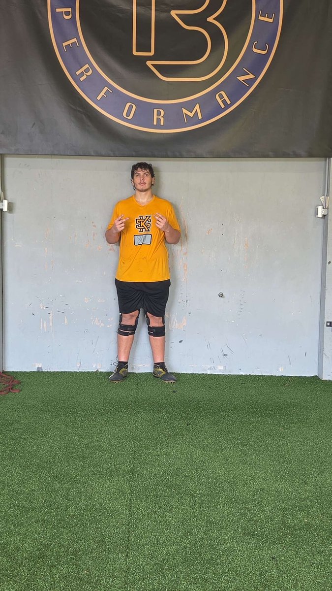 LodonVeal's tweet photo. great work out with @train0187
 
@coachbt_rob @UCHS_FootballSC  @HighSchoolBlitz @Coach___Clem @JasonSmith_OL @CoachNGilbert @CoachWillFriend @Coach2J @SSearels @Gelarbee @GeepWade @CoachTeasley @CoachMattLuke @CoachAlbin @arudolph53 @Jay_Guillermo57 @_lew59 @CoachGehl https://t.co/eDGCKdXUGf