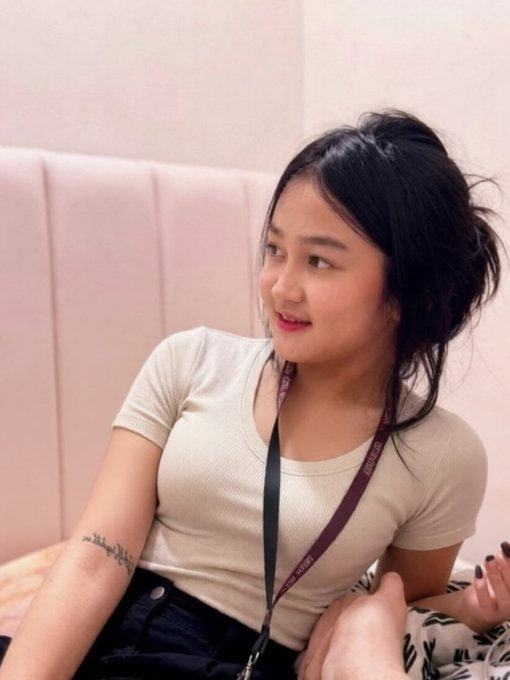 crissy0025's tweet photo. Maen sama adek temen!

https://t.co/SZuWNN6gnn

https://t.co/co9M3sBnPn

https://t.co/LfBbfMTISY

https://t.co/l5n3GajVvC

Senin Pagii Sarapan Mandiri Aparat Semoga Mas #bokepindo https://t.co/PVlJG5dTcy