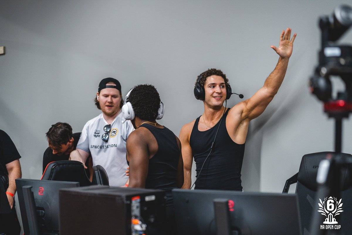 R6esportsNA's tweet photo. The first stop of the @RicciOnTwitch era?

📌 St. Louis https://t.co/QYsl7jf1Cq