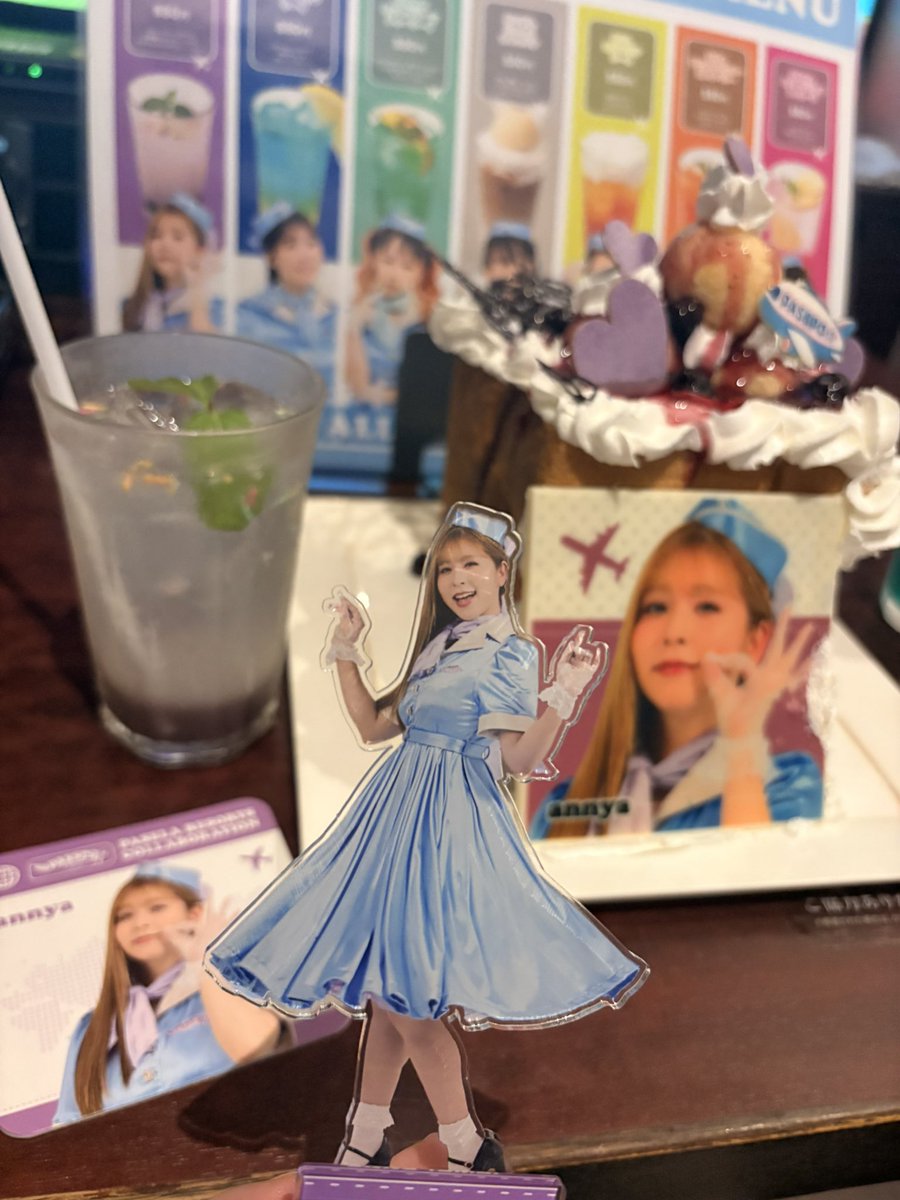 xxm9's tweet photo. 記念に行ってきたやつ✈️💜
ハニトーもドリンクもおいしくて運良く杏ちゃんのコースターももらえて大満足〜！今この時代にこんな素敵なコラボ企画に出会えるの幸せすぎるかも🥺
#PASSPO2026 https://t.co/Qv5Q8n19QQ