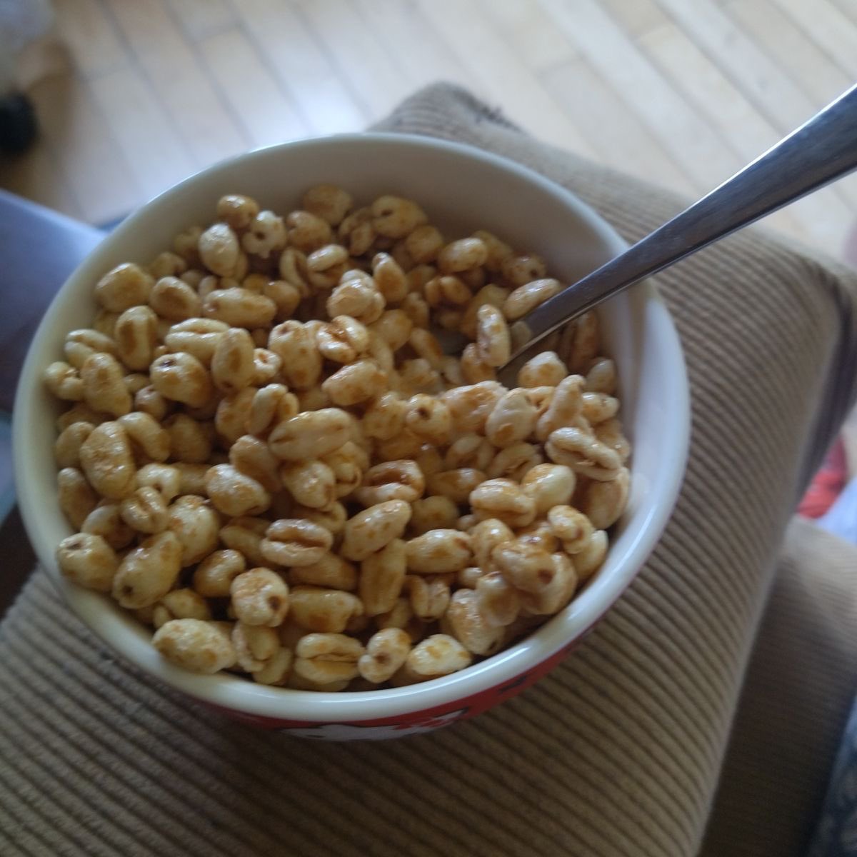 mnotgeeked's tweet photo. Tried to suppress my appetite with a coke but right after had a honey toast and handful of golden puffs https://t.co/gWk6NyhEw3