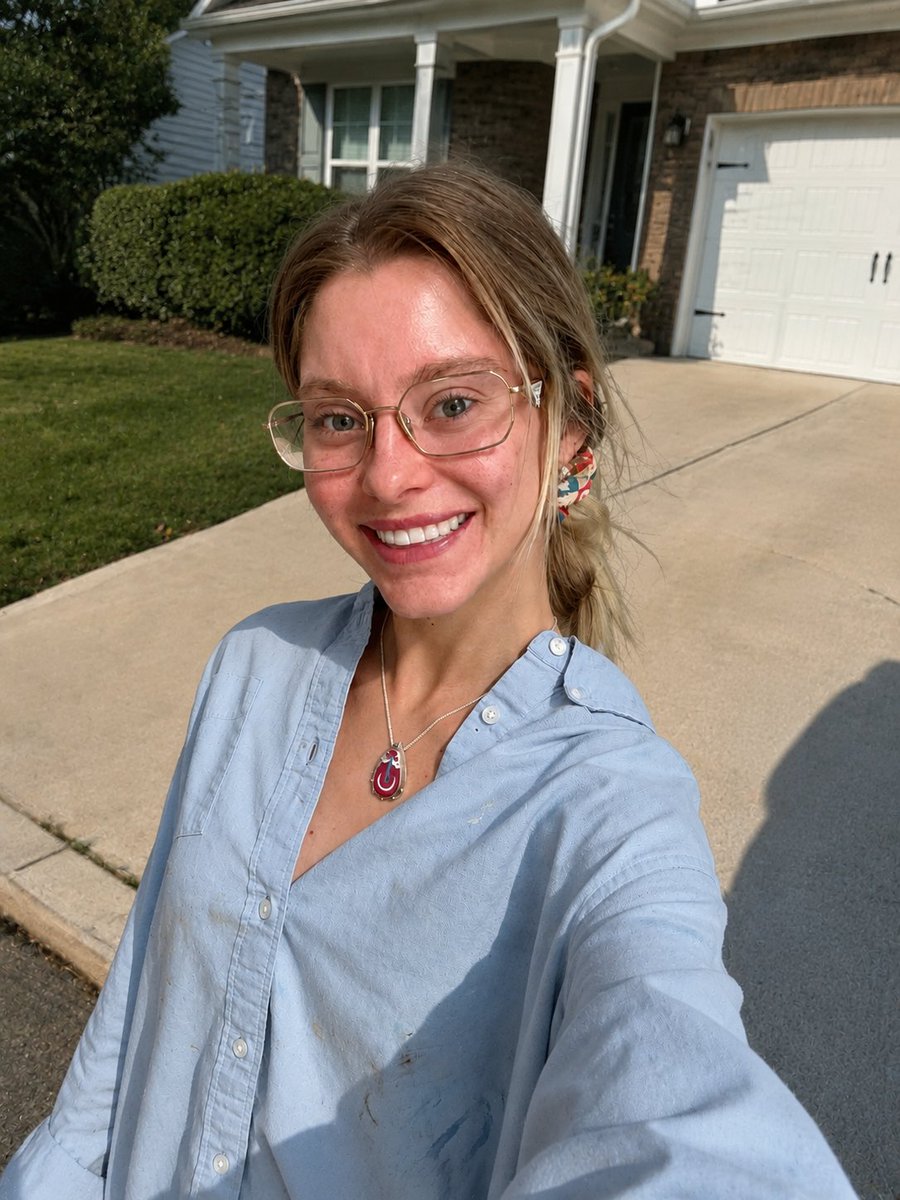 HavenTunin33's tweet photo. Hi, “Just enjoying the little moments, soaking up some sunshine, and being grateful for where I am today. ☀️💙✨” https://t.co/iAjt692crG