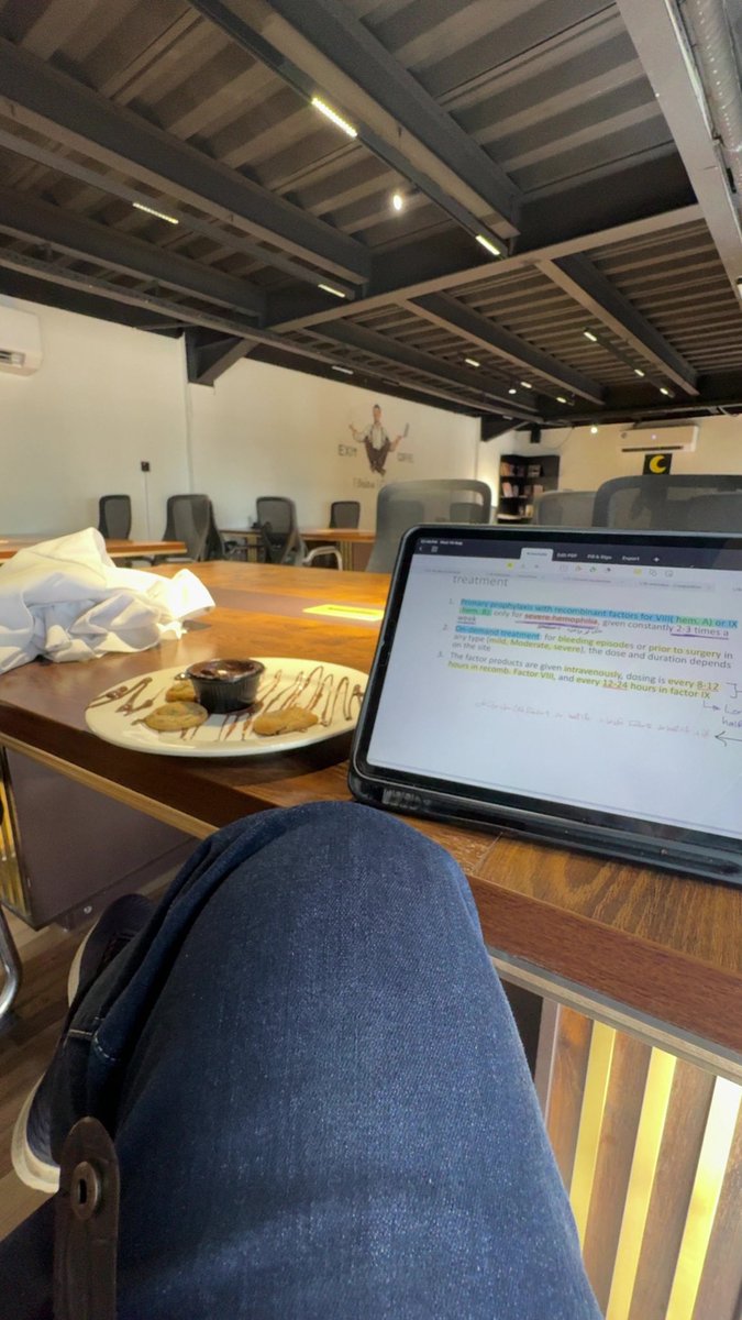 Mustaf_ah1's tweet photo. 🔫📚 https://t.co/5Vzfa9ieYR