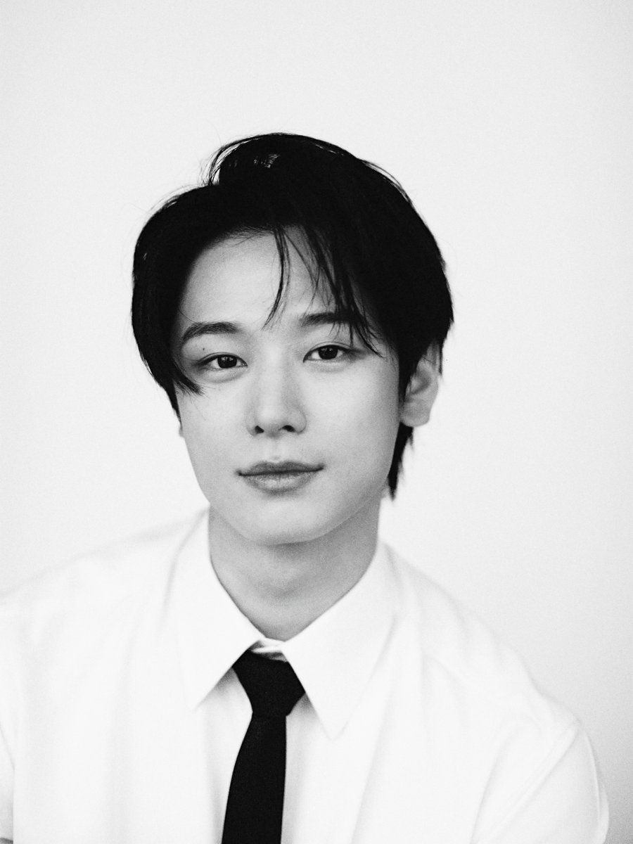 dailyljy's tweet photo. Juyeon's first profile photos with ACE FACTORY

"Ace Factory has signed an exclusive contract with Juyeon (THE BOYZ).

Please show lots of support for Juyeon as he embarks on a new journey together with Ace Factory 💙"

#JUYEON #주연 #더보이즈 https://t.co/gv6jKb0TdE