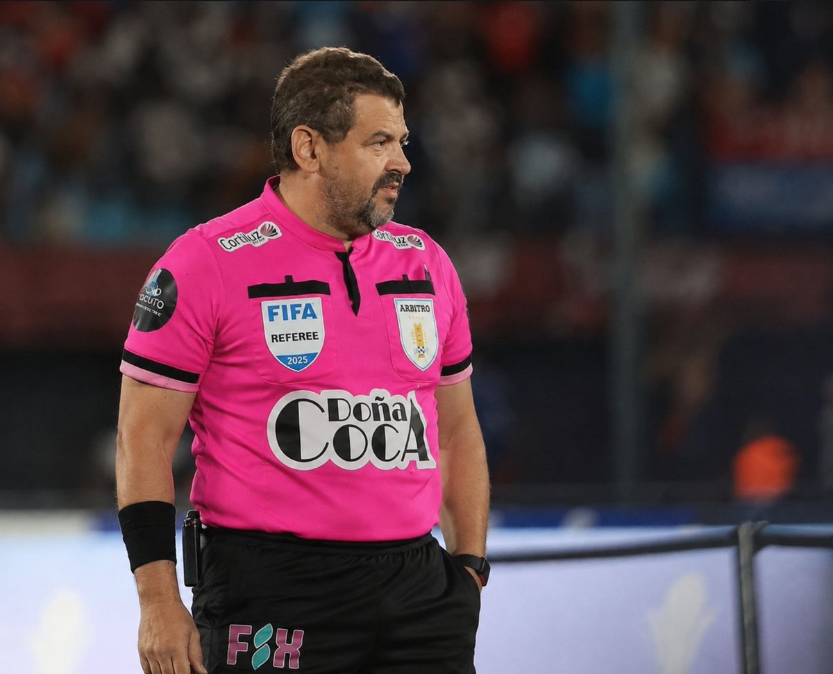 RodriVidaal's tweet photo. Ya asignaron el arbitro para el clasico. https://t.co/UIITw2UYLc