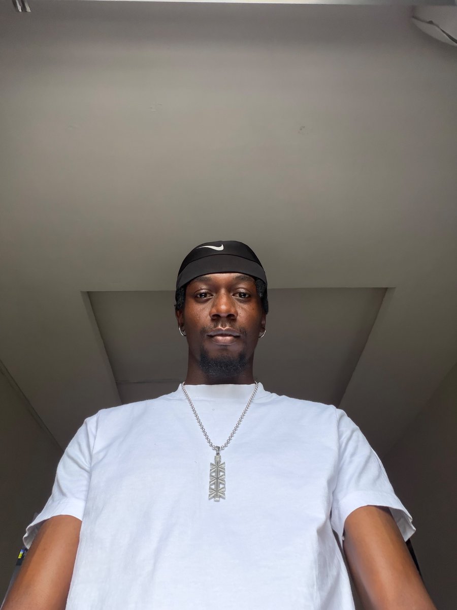 FleezyGunman_'s tweet photo. + 1 https://t.co/OiXkipwxNN