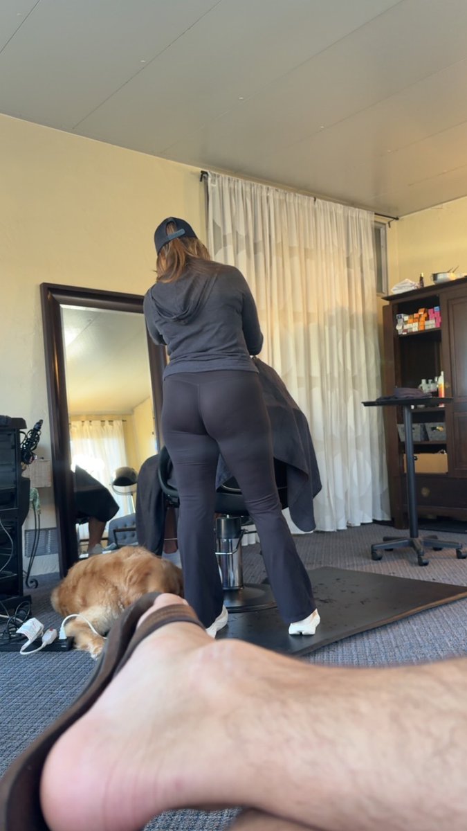 hamdogjohnpiece's tweet photo. #candid #creepshot https://t.co/5cji3cd2jS