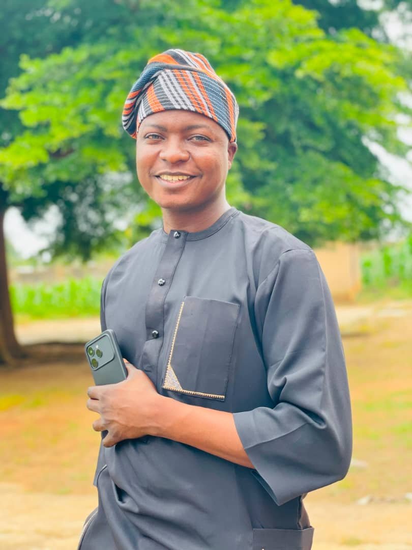 Iceson_Innocent's tweet photo. Another year of greatness! May this new age bring you endless blessings and happiness. 🎉🙏 https://t.co/Z1HtofPjO0