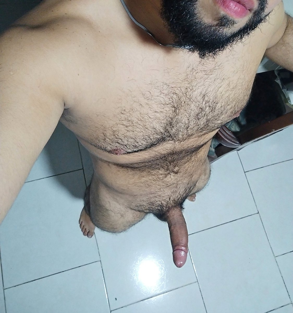 ActHot8's tweet photo. Que arrechera. 😈🐻 https://t.co/cFyC6TzIqs
