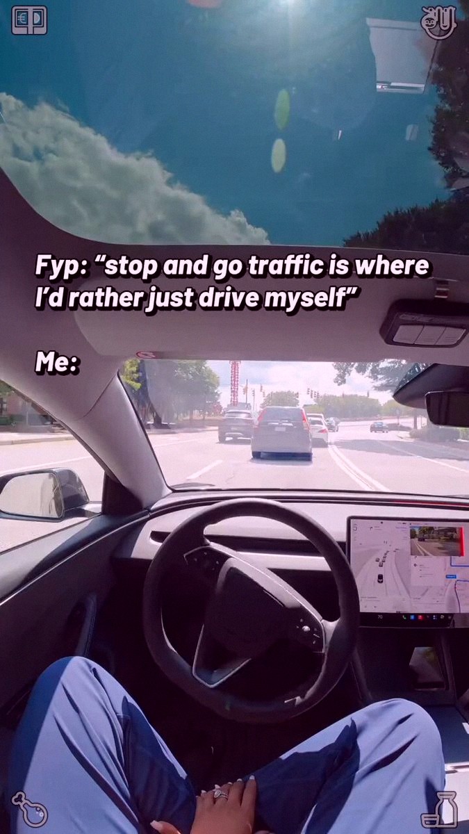Ibrahimleghari6's tweet photo. Pay attention to how the driver moves, not the gauge. Smooth hands often reveal more. #TeslaDriving https://t.co/dWBsyqIrmG
