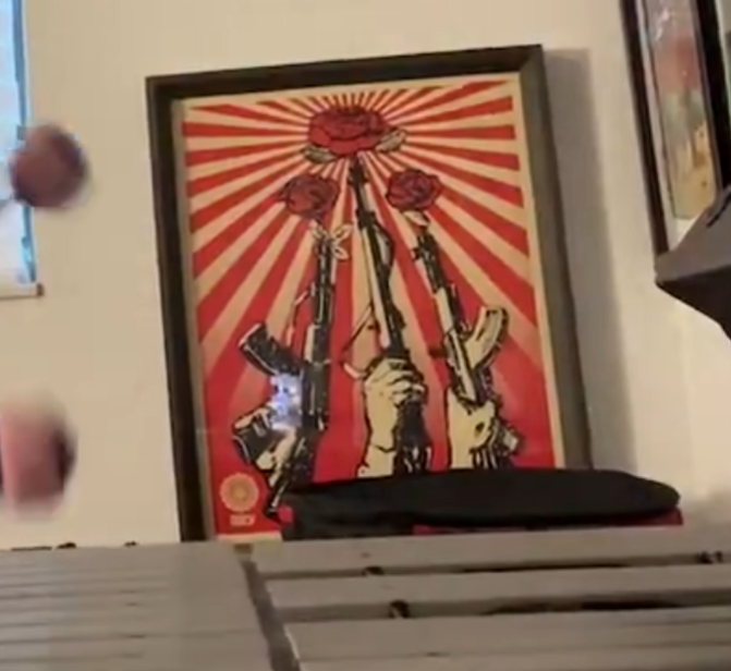 SolarpunkUrban's tweet photo. How are you not a socialist, but you've got borderline tankie art in your home? https://t.co/CQ5deYtr1D