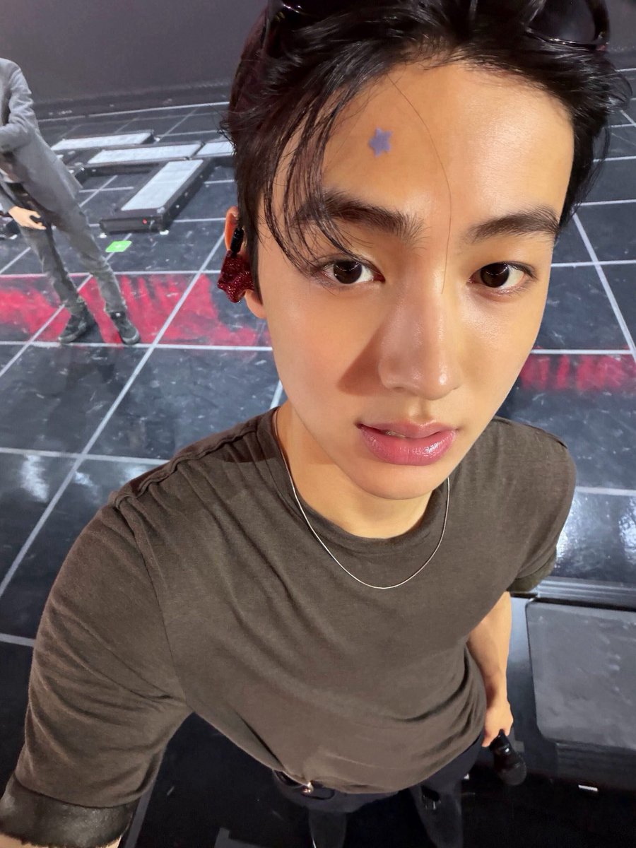 bopyour444's tweet photo. 우리마빡천사 입술이 한바가지네 https://t.co/YVmaLzXaPN