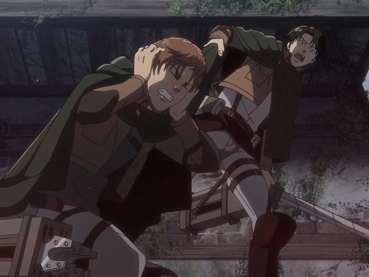 jaegerswift13's tweet photo. Levi literally tried to save Floch’s life at Shiganshina and then four years later, the fucker repays the favor by trying to kill him after the Thunder Spear explosion. FUCK FLOCH. https://t.co/sYs5PTMl08