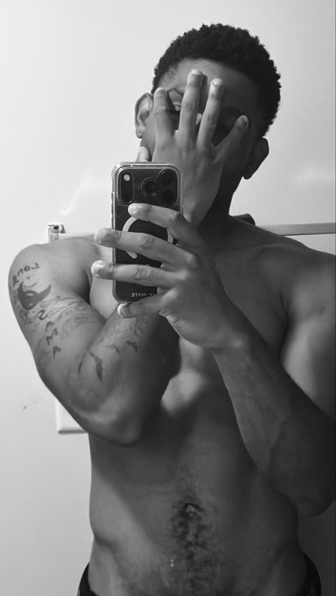 slutvillek's tweet photo. Yo  new favorite porn💫

#blackmale #alt #sex #bdsm #solo https://t.co/LZDtLa5Cbh