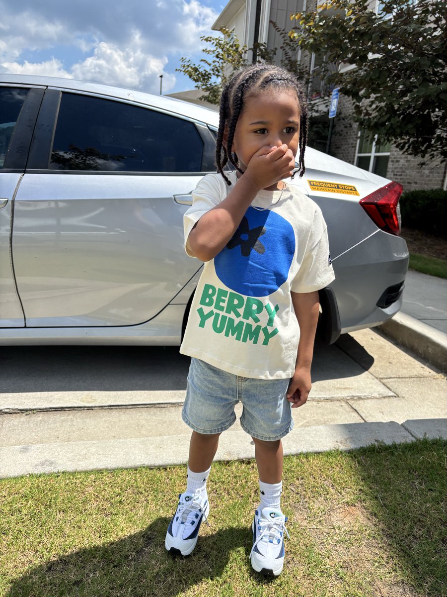 STBMalik's tweet photo. Da Kid💙🍀🛜 https://t.co/OkYPxWpihq