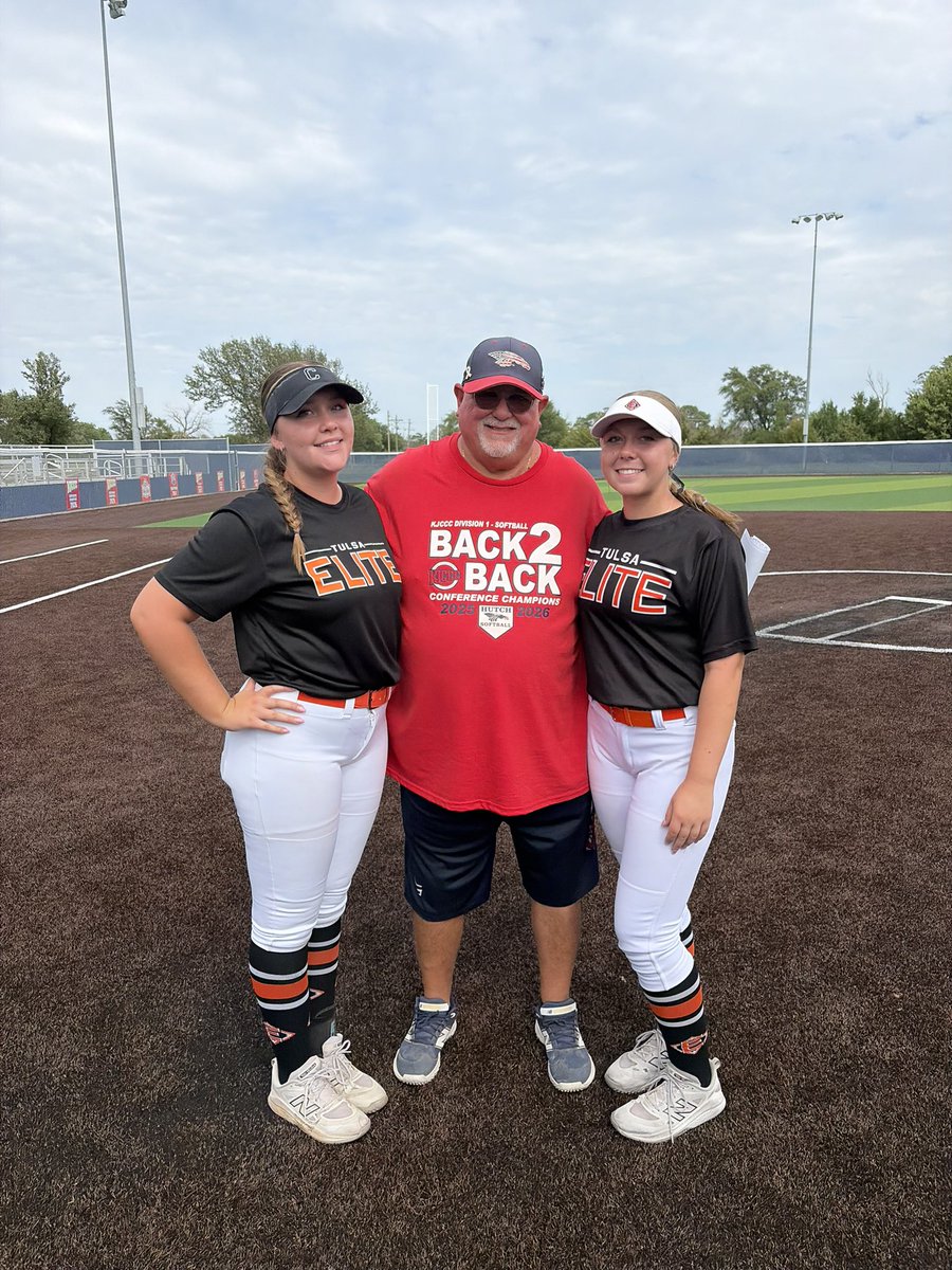 KyMatthews2028's tweet photo. Had an amazing day at the Hutch Prospect Camp! Got some great feedback and things to work on! Thank you Hutch for always putting on such a great camp! 
@HutchSoftball @TulsaEliteSB #tulsaelite #uncommitted2028 https://t.co/bZwspVyQLI