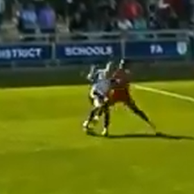 AW216's tweet photo. @reece_hibbird @ManiKochar @1999thetreble @HarryTennent_ I mean, it's a direct SS from the video so i can't make it super clear but...that's pretty clearly a shoulder and a face https://t.co/MjVFc9aRqG