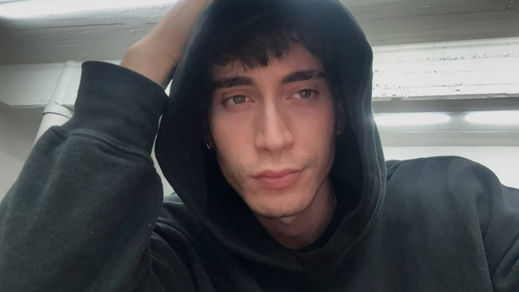 Neo_tronsz's tweet photo. Hey, lookin?👀 https://t.co/Y3AotrUfgU
