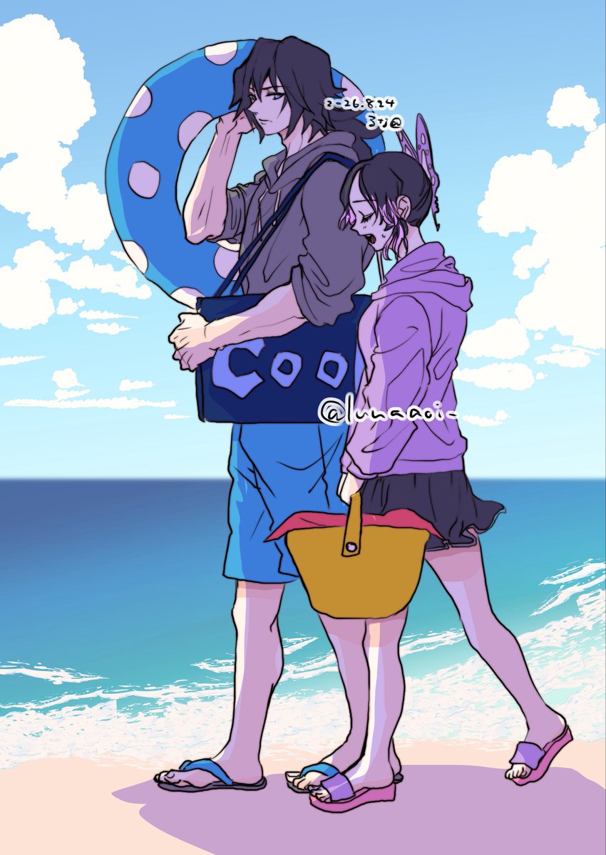 lunaaoi_'s tweet photo. 思っていた以上に陽射しが強くてしんどくなってる🦋さんと、浮き輪で影を作ろうとする🌊さん https://t.co/oNLKbmz1aX
