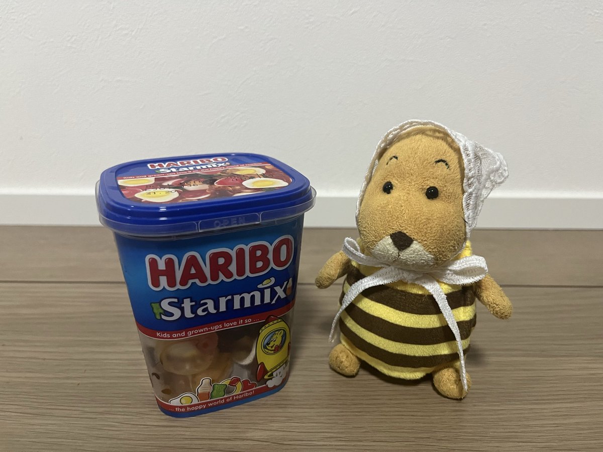 nekoze365's tweet photo. らくちゃん、ハリボーだよ https://t.co/nt3ZUywAu4