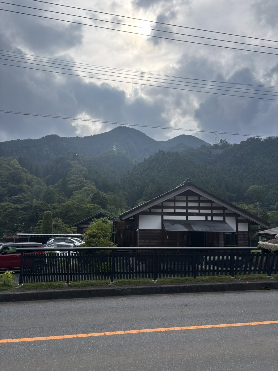 _yy1128_'s tweet photo. 友達が慰安旅行って車で連れ出してくれた🍃🤍
優しい人が支えてくれるおかげで辛いDTも軽減できてる（ ;  ; ） https://t.co/bVmozD6Lxy