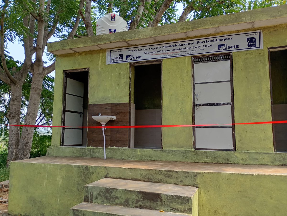 Sewa_Intl's tweet photo. A safe toilet is more than a facility it is dignity, confidence, and opportunity for every girl. ❤️

At GSS Chitolli, Viratnagar, Rajasthan, the SHE Project inaugurated new toilet facilities and distributed SHE Flow Kits to 65 adolescent girls, helping build healthier schools and brighter futures.

#SHEProject #SewaInternational #GirlsEducation #MenstrualHygiene #Rajasthan