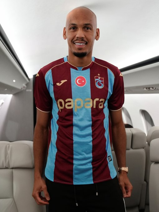 Pharos61's tweet photo. WELCOME @_fabinhotavares ❤️💙 https://t.co/KEUewXrBYV