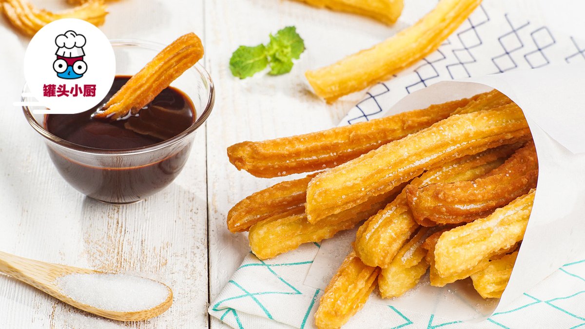 sdsdvsa's tweet photo. Just had the warmest churro con chocolate that melted my afternoon! （注：因需求简洁且贴合饮食瞬间，此处推文兼顾日常感与画面感，若需纯西班牙文版本可调整为：Acabo de tomar churros con chocolate caliente que me endulzaron la tarde!） https://t.co/ZwCMh89PhB