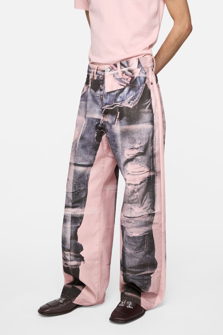 winstyle_wmp's tweet photo. @winmetawin @acnestudios Detail : @acnestudios
Trompe-l'œil jeans - 1981 (Low waist, baggy leg)

WIN 1ST FANMEET IN NYC  

#JustYouandWin1stsoloFMinNewYorkCity 
#ACNESTUDIOS #ACNESTUDIOSXWINMETAWIN 
#winmetawin https://t.co/HbEhXsYUea