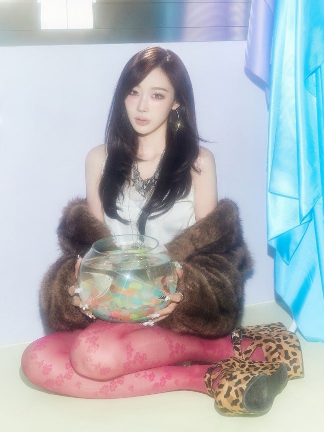 aeriminded's tweet photo. Baseball club, Kiwoom Heroes have selected GISELLE, a member of girl group aespa, as the ceremonial first pitcher for their home game against Samsung Lions at Seoul’s Gocheok Sky Dome at 6:30 PM KST on August, 26th.

GISELLE, who will be throwing the ceremonial first pitch, shared, “aespa held a solo concert right here at Gocheok Sky Dome recently, so it feels very special and meaningful to be coming back again for the first pitch. she then added, “since this is my first time throwing a first pitch, i’m really nervous about it, but i’ll be cheering for all the players to show us a great game without any injuries.”

🖇 https://t.co/SR5I1lPIyY