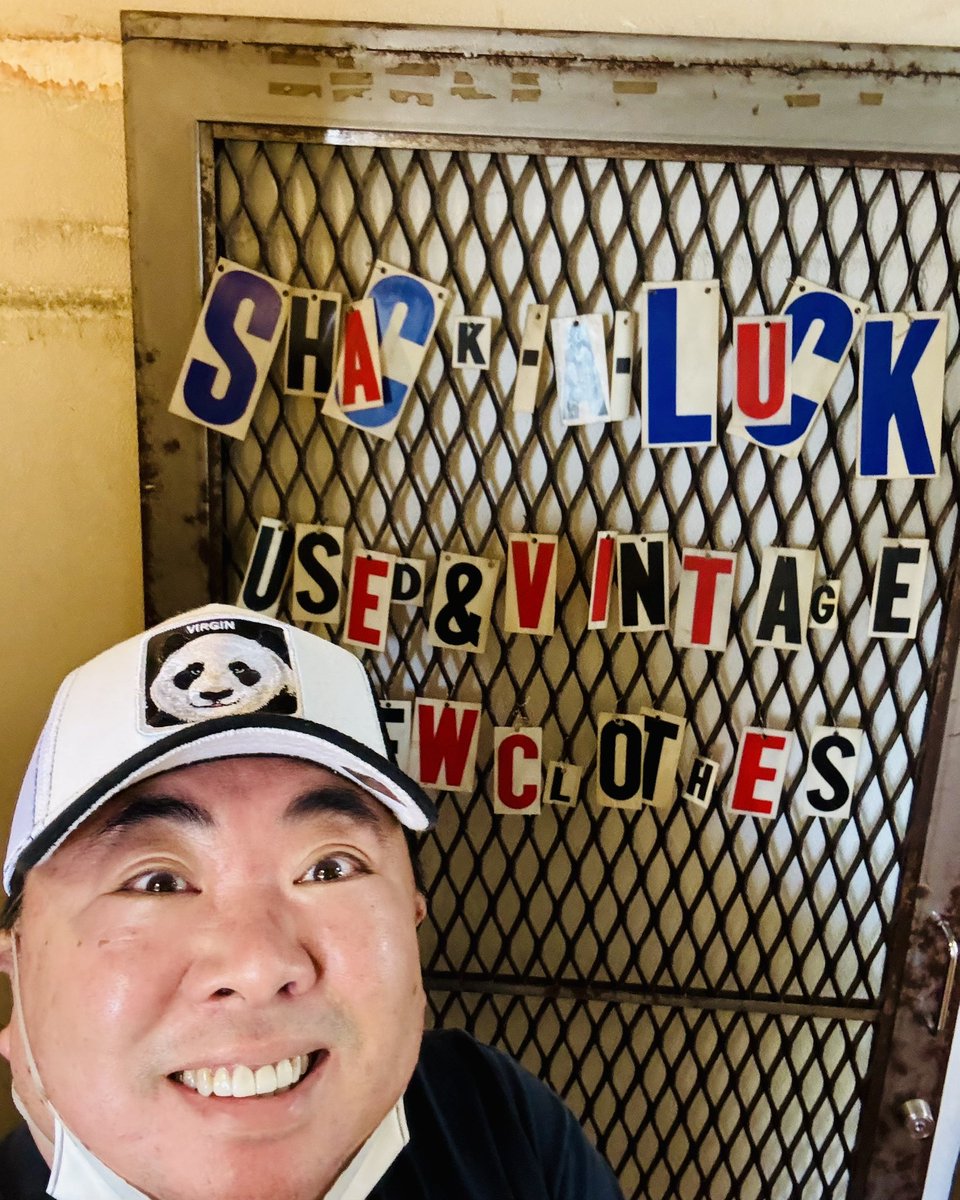tsukajimuga's tweet photo. 宮城　仙台
古着屋
シャカラック SHACK-A-LUCK

好みのが見つかり上機嫌です！ https://t.co/L05mdvrO3p