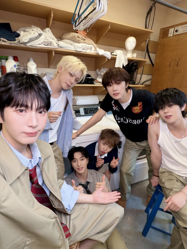 OmegaX_official's tweet photo. [📸]

2026 OMEGA X TOUR 'NO LIMIT' IN U.S. 🇺🇸

Thank you BOSTON ! ❣️

#OMEGA_X #오메가엑스 #OMEGA_X_NOLIMIT_TOUR https://t.co/vU2I8NHNNq