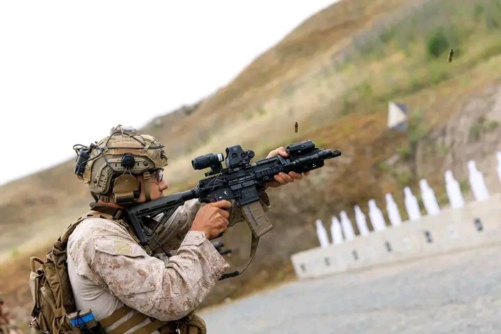 talk_millitary's tweet photo. US MARINES 🇺🇸 https://t.co/zqkxr8Coz1