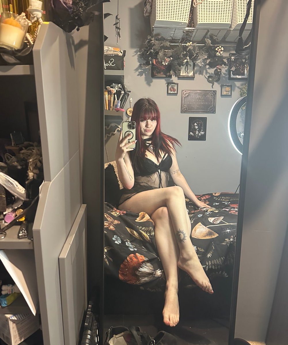 sEraph1on4's tweet photo. dry humping until its not really dry anymore https://t.co/nuf4JgjwvT